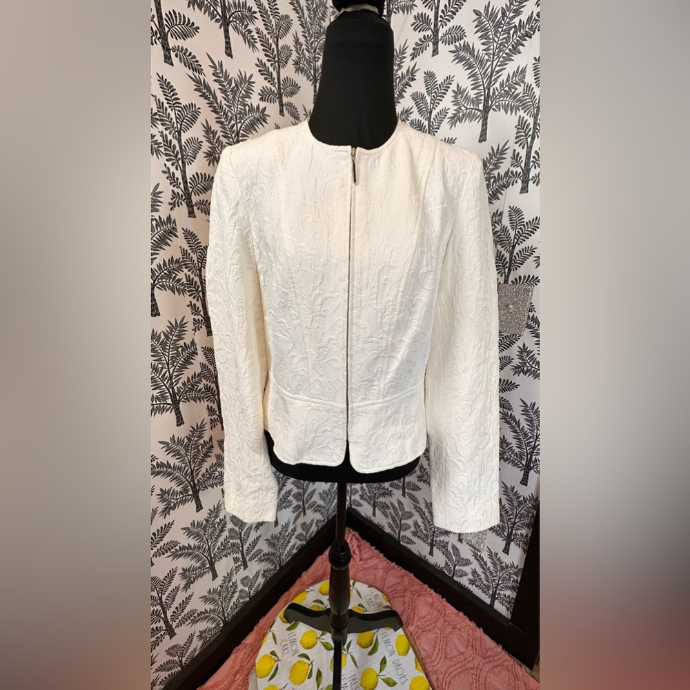 Louben white Jacquard Jacket Zip Up size 6